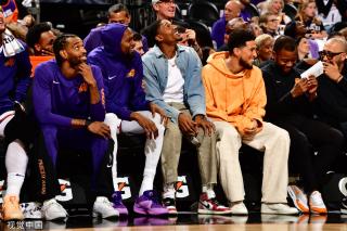 更是他们在 更是他们在