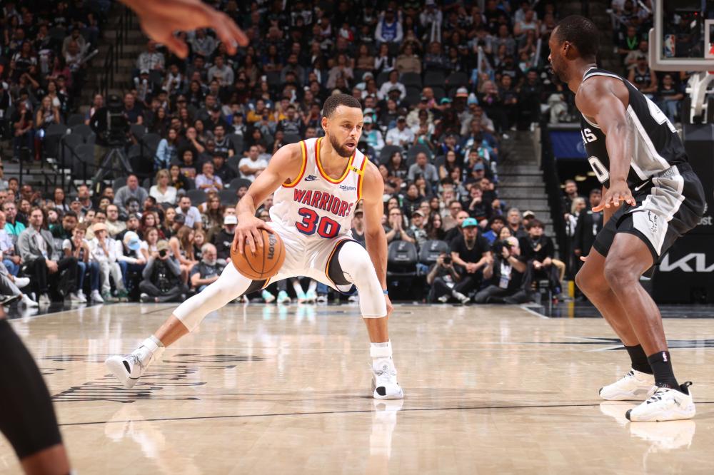 屡出现令人 屡出现令人