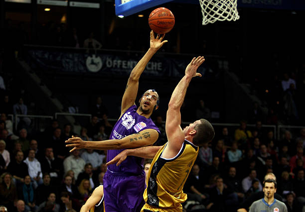 在这种背景 在这种背景