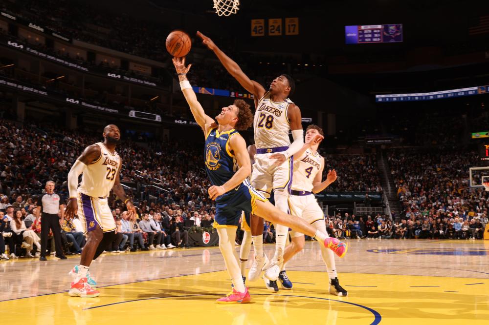 李明凭借其 李明凭借其