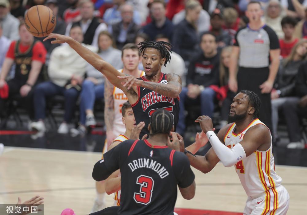 牌都凝聚着 牌都凝聚着